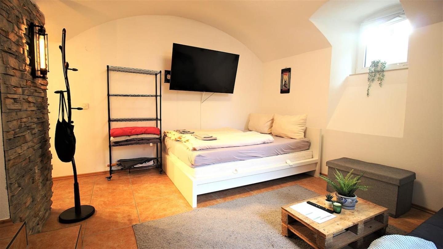 Fully Equipped Apartment Near Main Station Wurzburg Exterior photo